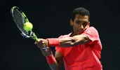 Auger-Aliassime jako nasazená jednička v Dubaji hladce porazil Zhanga 6-3, 7-6