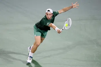 두바이 ATP 500 4강 2년 연속 진출! 그릭스푸르, 멘식 3세트 격전 끝에 제압