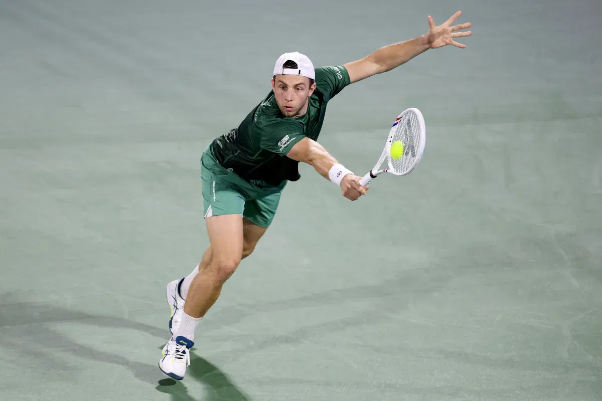 Griekspoor justifie son forfait pour la finale à Dubaï : « Les examens ont révélé une déchirure aux ischios-jambiers »