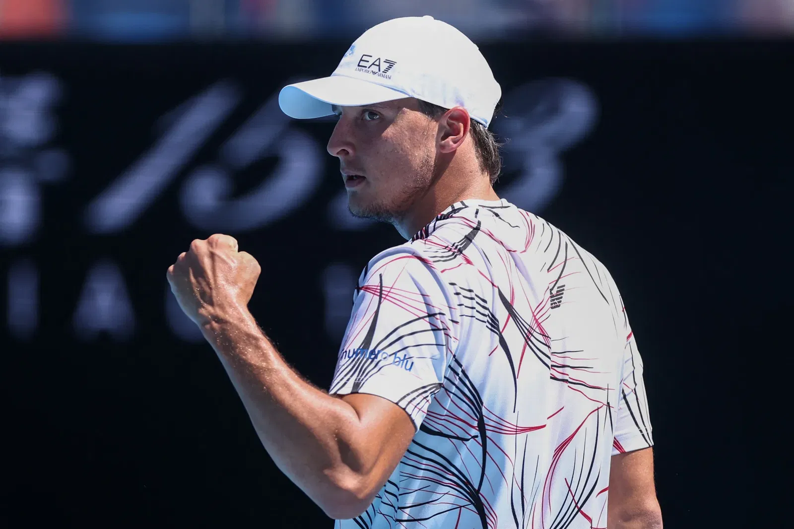 ATP Santiago : Darderi remporte son 5e titre en carrière contre Hanfmann