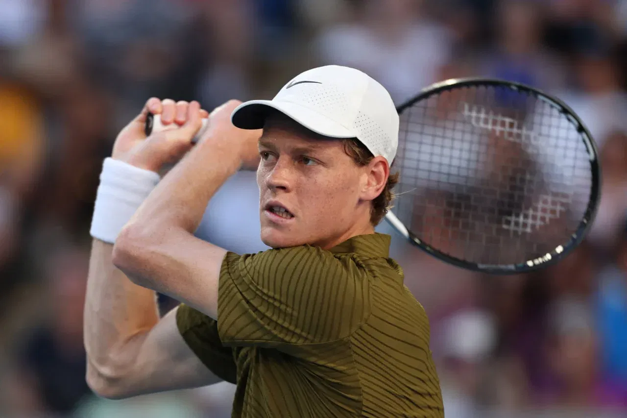 Giocare contro Sinner è molto semplice: la frase ironica di Tim Henman