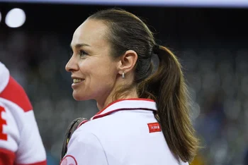 Martina Hingis révèle avoir été approchée par une joueuse du Top 10 : « Voyager 20 semaines, c'est impossible pour moi »