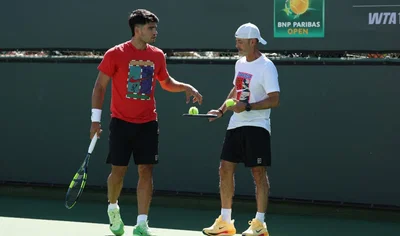 Alcaraz et sa vie à Indian Wells : golf, barbecues et maison avec toute son équipe