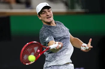Miami : Fonseca assure et s’offre un choc contre Alcaraz, Dimitrov éliminé d’entrée