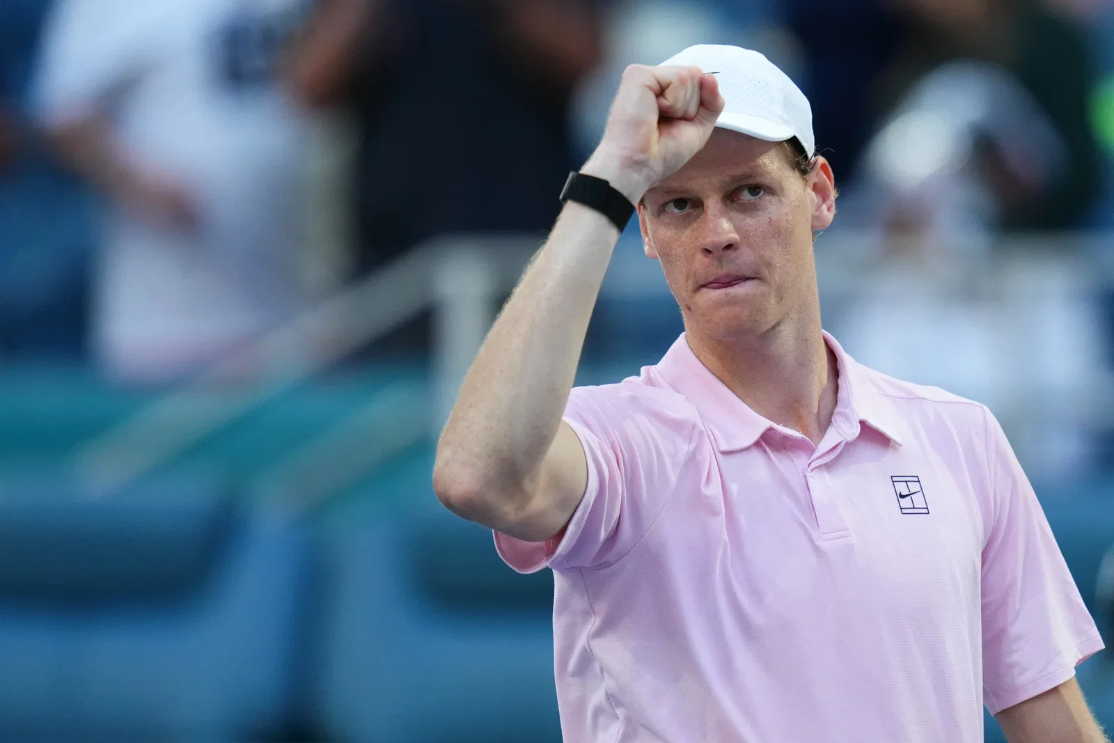 Vidéo - Sinner signe l’un des points de la semaine à Miami avec une défense exceptionnelle face à Michelsen