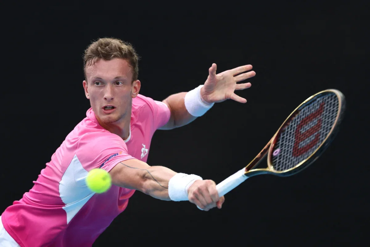 « Si je devais perdre contre quelqu’un, c’était contre toi », déclare Lehecka à Sinner lors de son discours à Miami