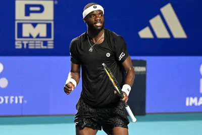 Tiafoe justifie un choix dans son équipe : « Je voulais améliorer mon service »
