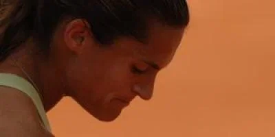 Mauresmo chute dès le troisième tour