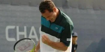 Llodra remporte le titre à Adélaïde !