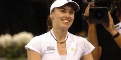 Hingis retrouve sa couronne