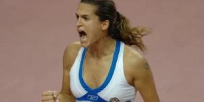 Mauresmo s'impose et brille