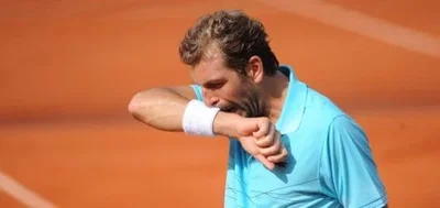 Dimitrov écarte Benneteau à Gstaad, Roger-Vasselin abandonne