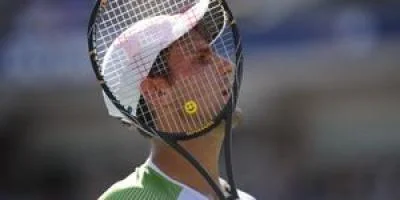 Djokovic abandonne, Roddick en demies !