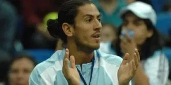 Cañas ''El Magnifico'' face