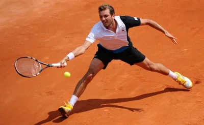 Benneteau, héroïque, retrouvera Federer à Roland Garros !