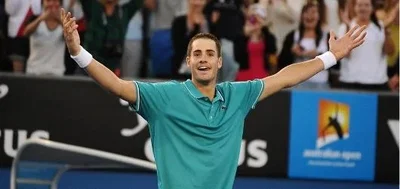 Inser frappe encore face à Nalbandian à Melbourne !