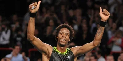 Paris-Bercy 2010, Monfils fait chuter Federer !