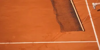 Retour sur terre, direction.. Roland Garros !