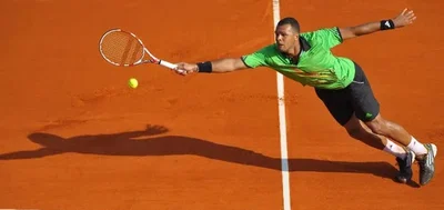 Simon brille, Tsonga déjà à terre à Monte-Carlo