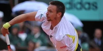 Soderling tombe Federer à Roland Garros !