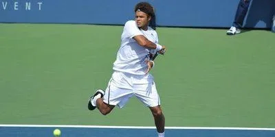 Tsonga tout proche des finales ATP de Londres