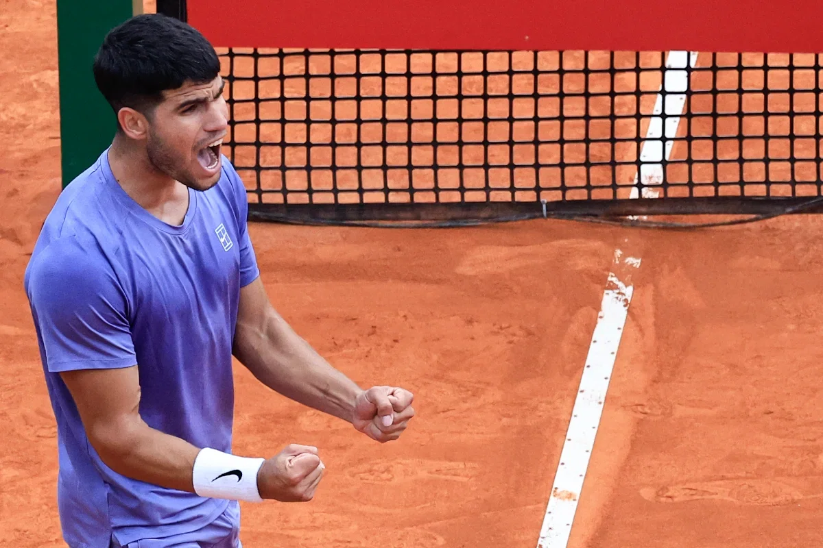 アルカラス、全サーフェスを支配するテニスの天才