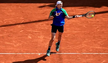 Vidéo - Humbert évite une blessure… sur la célébration de son adversaire à l’UTS Nîmes